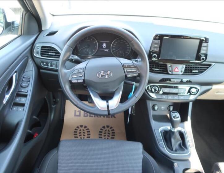 Hyundai i30 15