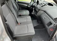 Mercedes-Benz Vito 12