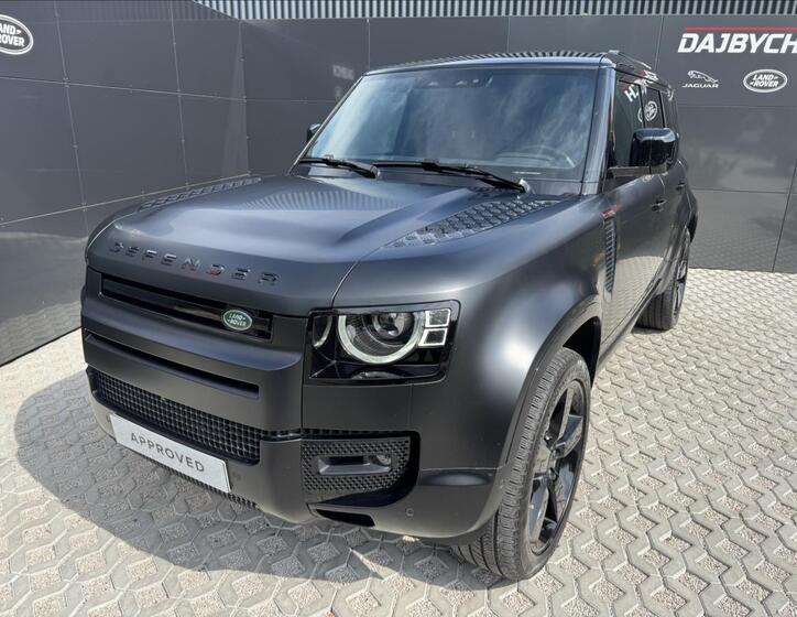 Land Rover Defender 2