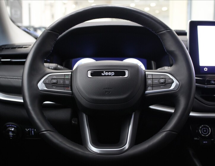 Jeep Compass 9