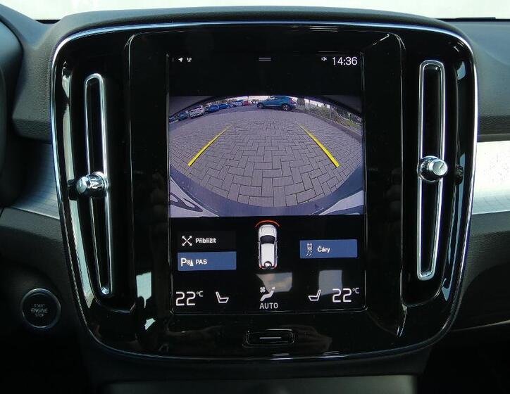 Volvo XC40 15