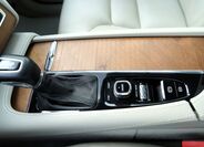 Volvo XC90 44
