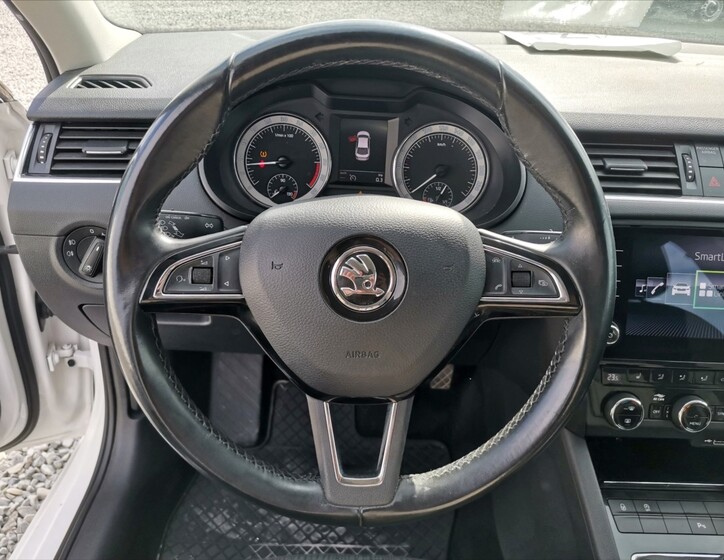 Škoda Octavia 15