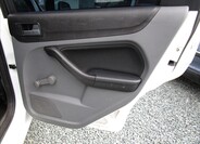 Ford Focus 23