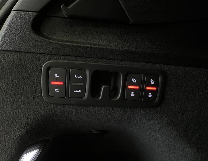 Audi Q7 32