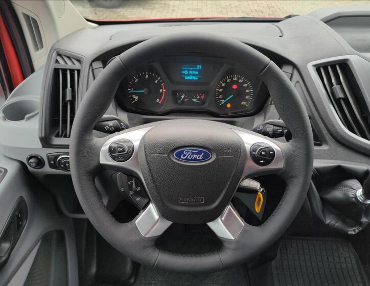 Ford Transit 28