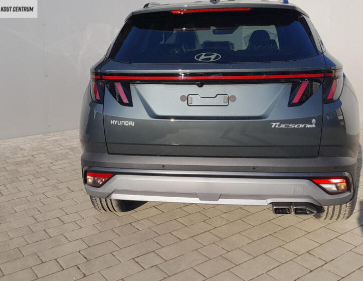 Hyundai Tucson 4