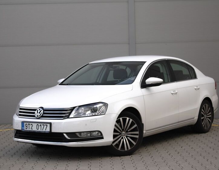 Volkswagen Passat 1