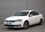 Volkswagen Passat 1