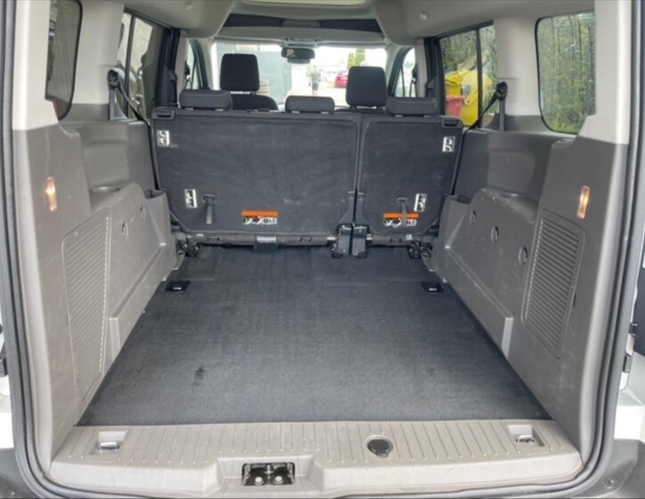 Ford Tourneo Connect 6
