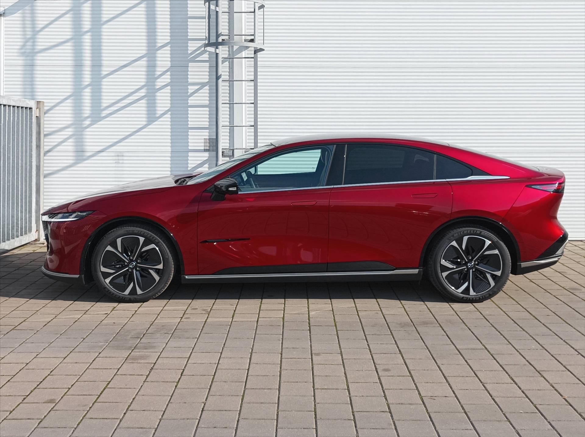 Mazda 6e