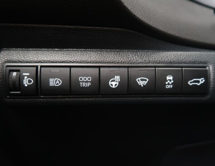 Toyota Corolla 25