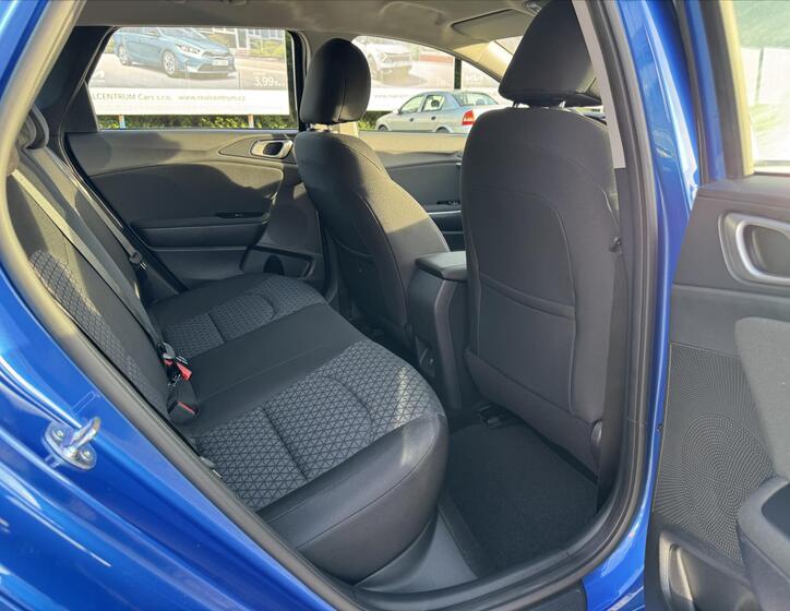 KIA Ceed 27