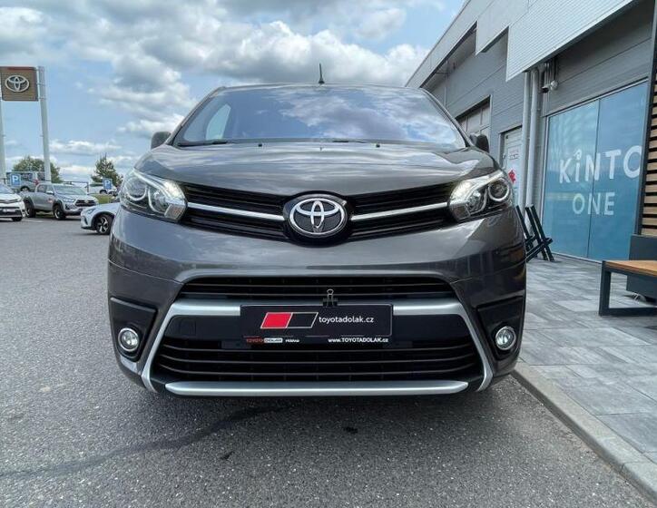 Toyota ProAce Verso 2