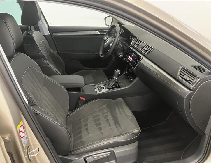 Škoda Superb 21