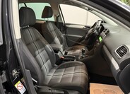 Volkswagen Golf 22