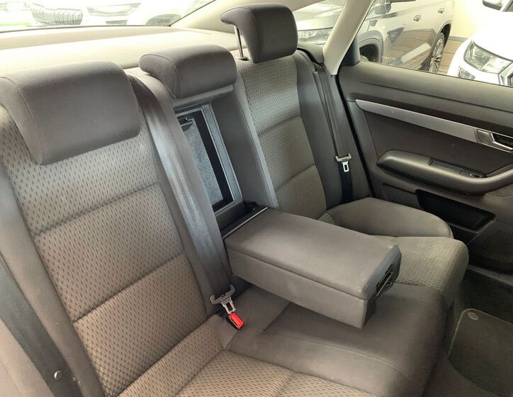 Audi A6 23