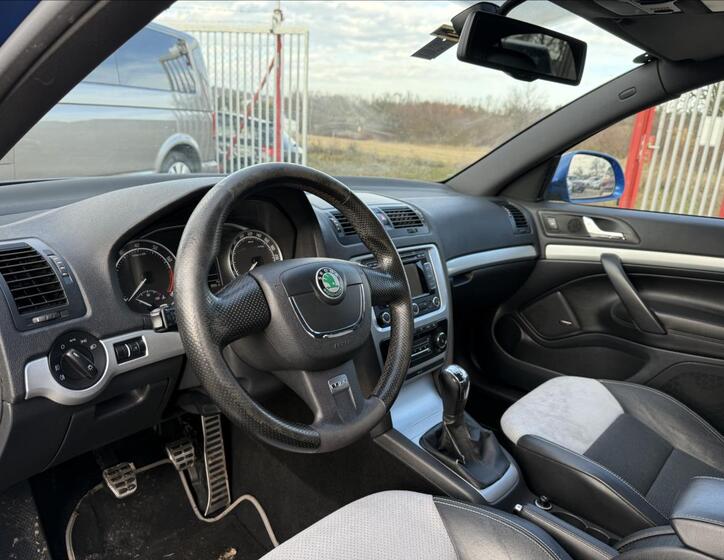 Škoda Octavia 10