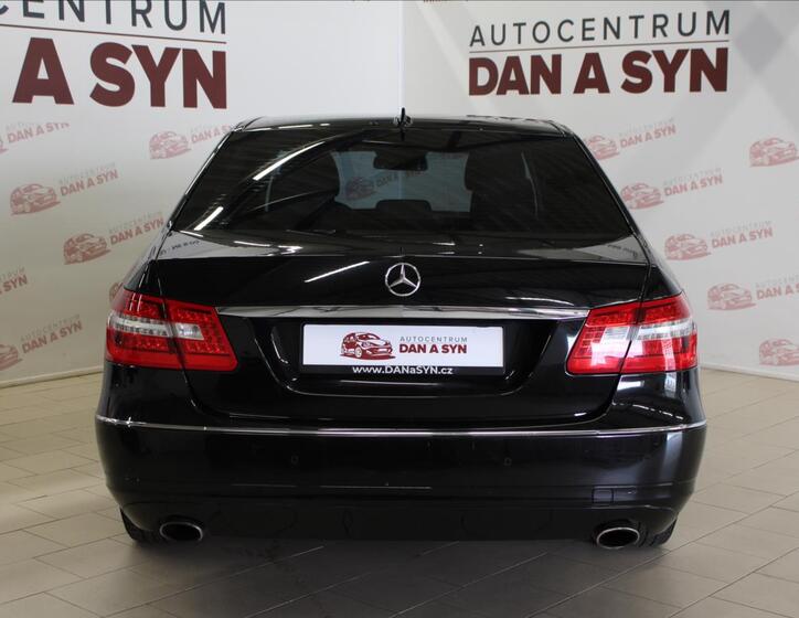 Mercedes-Benz Třídy E 5