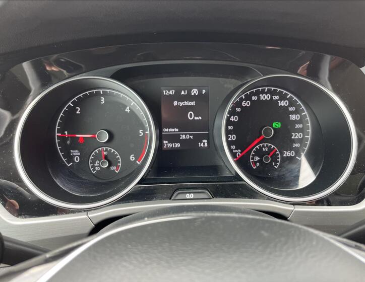 Volkswagen Touran 32
