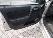 Opel Astra 24