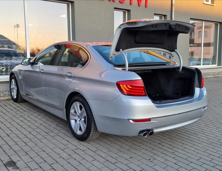 BMW Řada 5 38