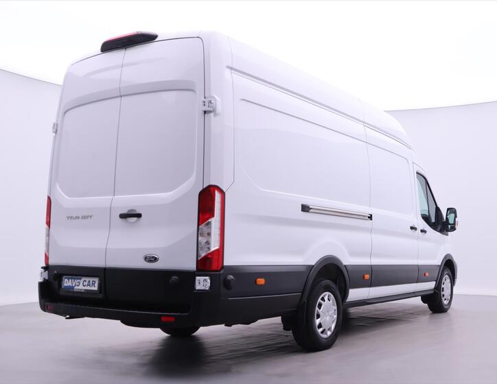 Ford Transit 7