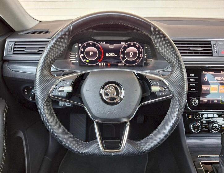 Škoda Superb 15