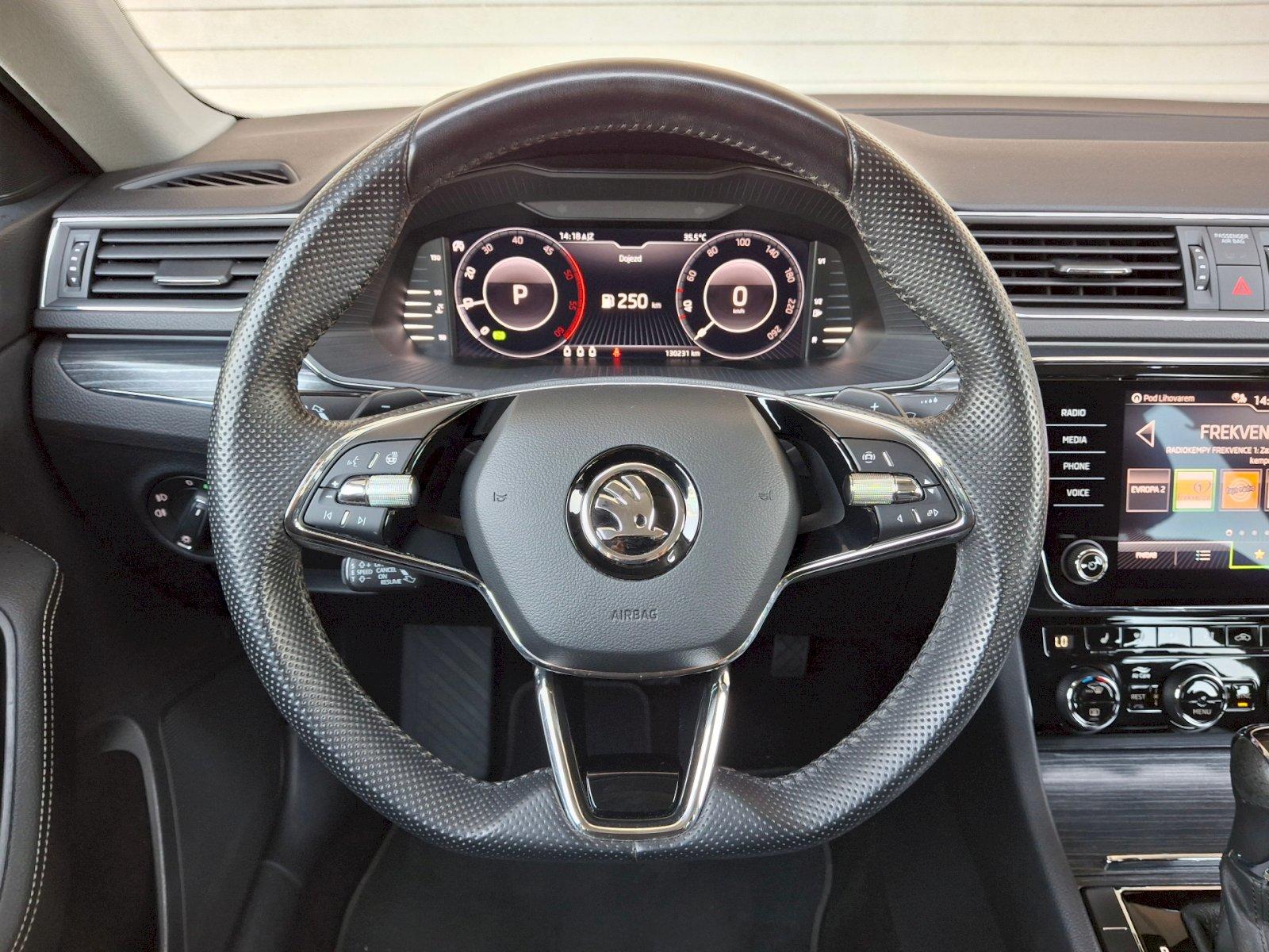Škoda Superb