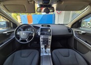 Volvo XC60 11