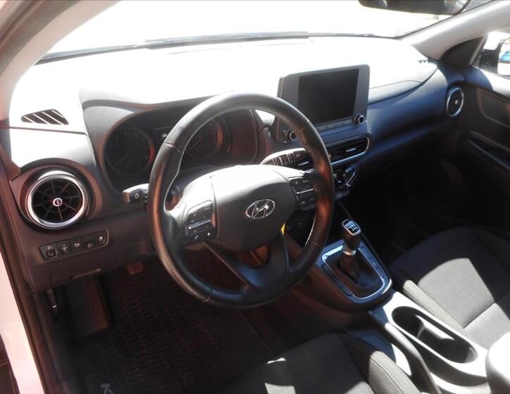 Hyundai Kona 9