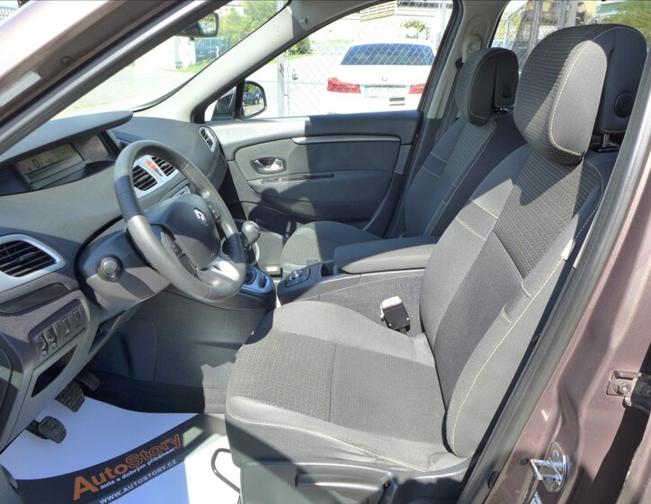 Renault Scénic 16
