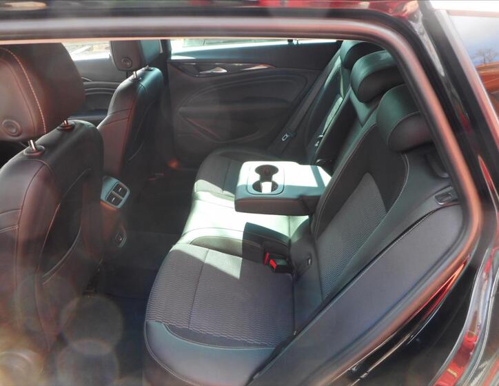 Opel Insignia 26