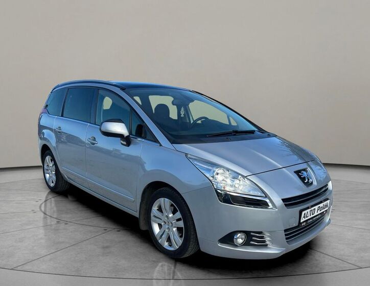 Peugeot 5008 11