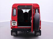 Land Rover Defender 9