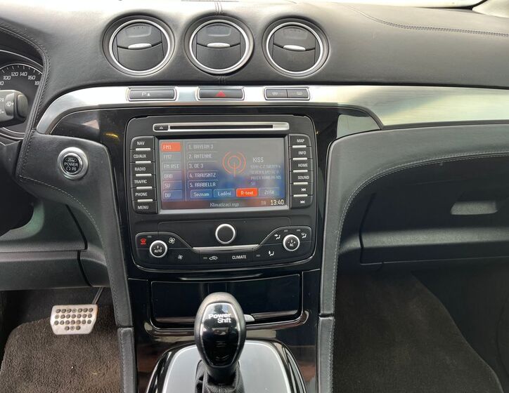 Ford S-MAX 11