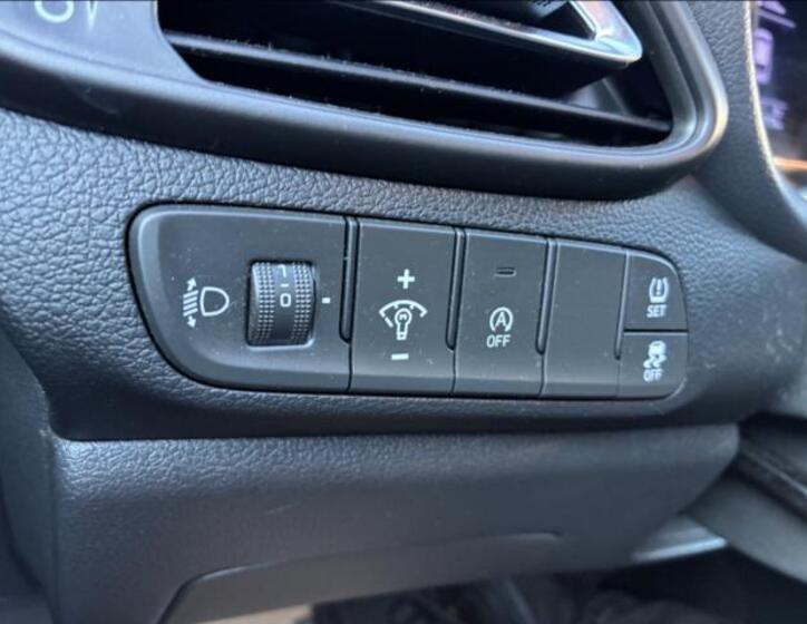 Hyundai i30 23