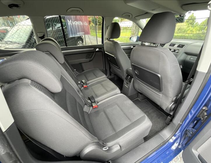 Volkswagen Touran 32