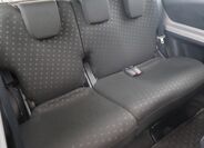 Toyota Yaris 12