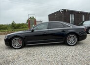 Audi A8 8