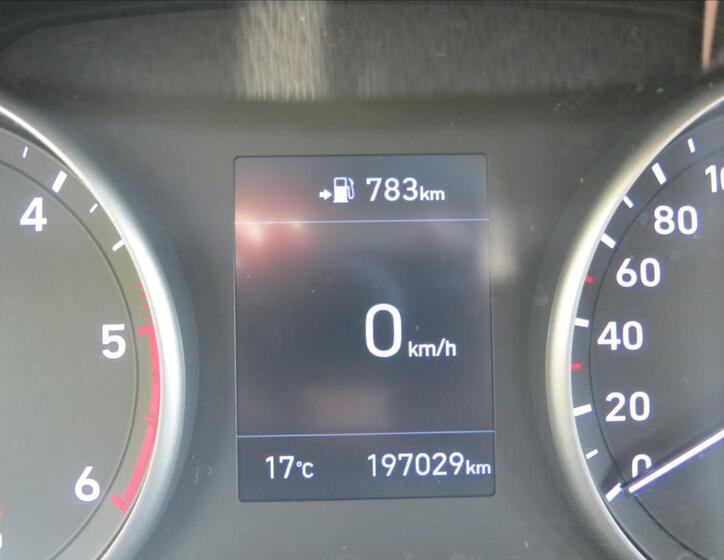 Hyundai i30 19