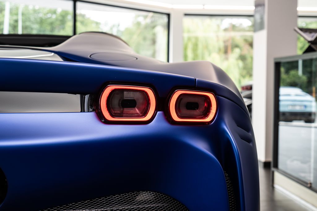 Ferrari SF90