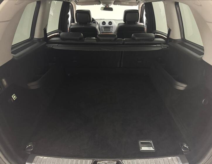 Mercedes-Benz GL 37
