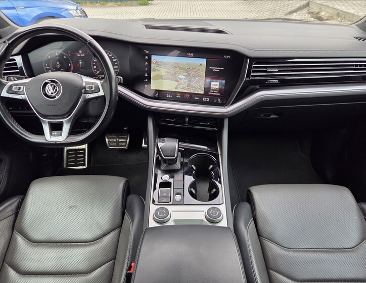 Volkswagen Touareg 5
