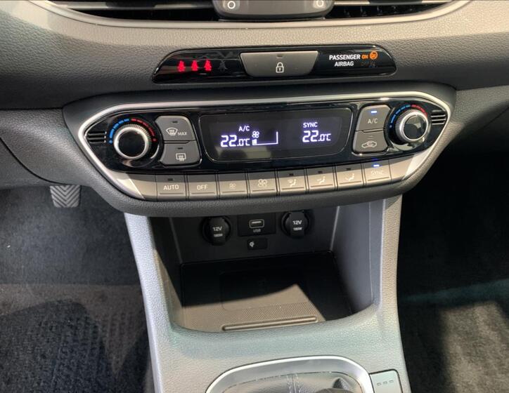 Hyundai i30 41