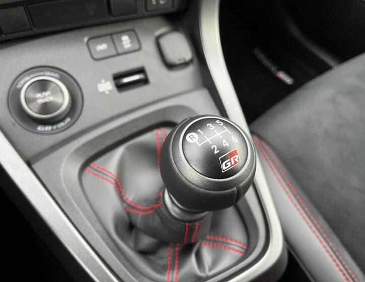Toyota GR Yaris 21