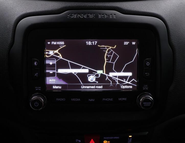Jeep Renegade 26