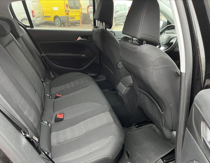 Peugeot 308 12