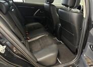 Toyota Avensis 11