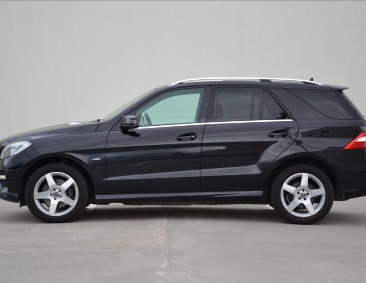 Mercedes-Benz Třídy M 6